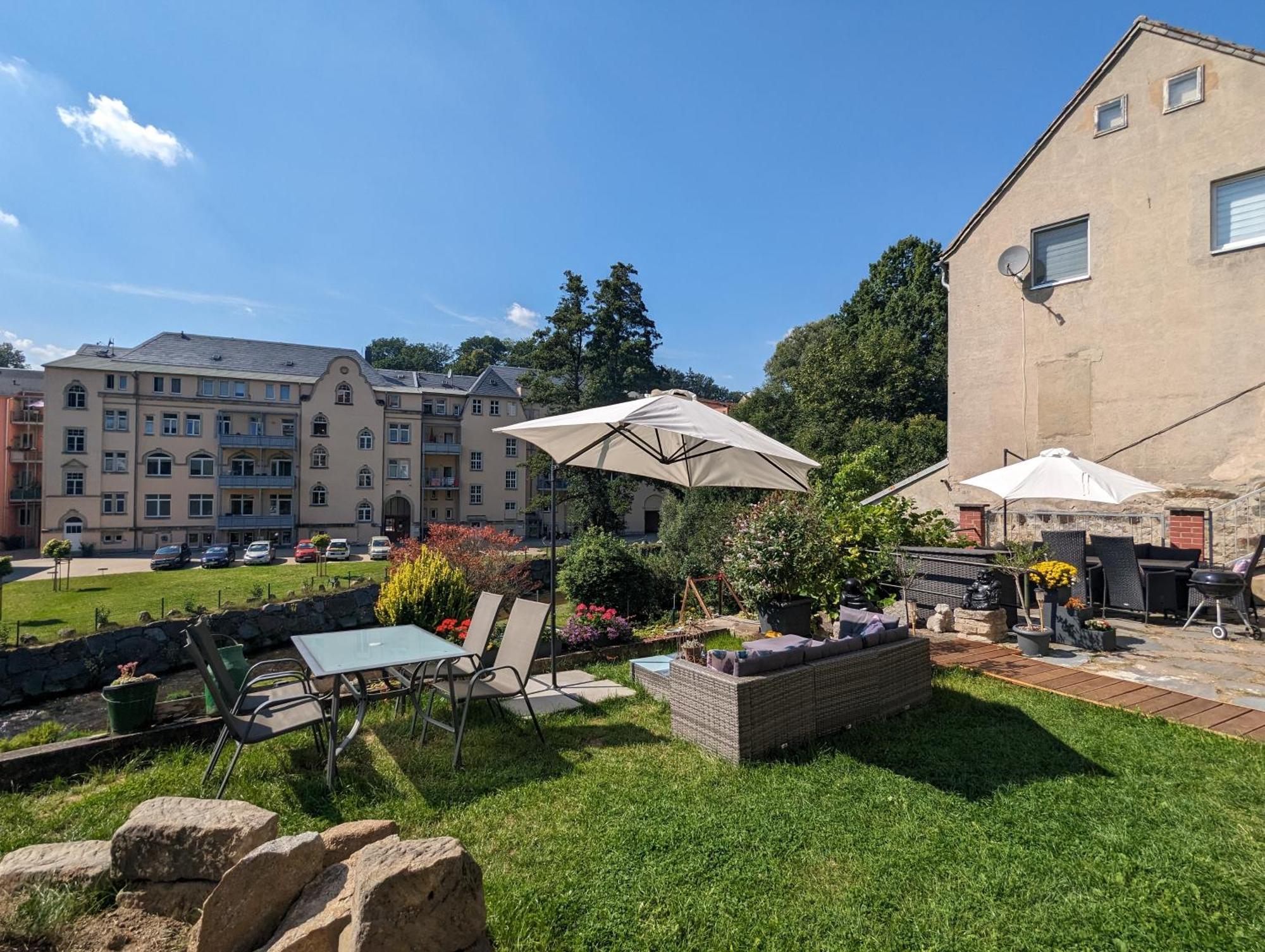 Appartamento Zi2 - Urlaubsmagie - Whirlpool, Sauna Und Garten Sebnitz Esterno foto