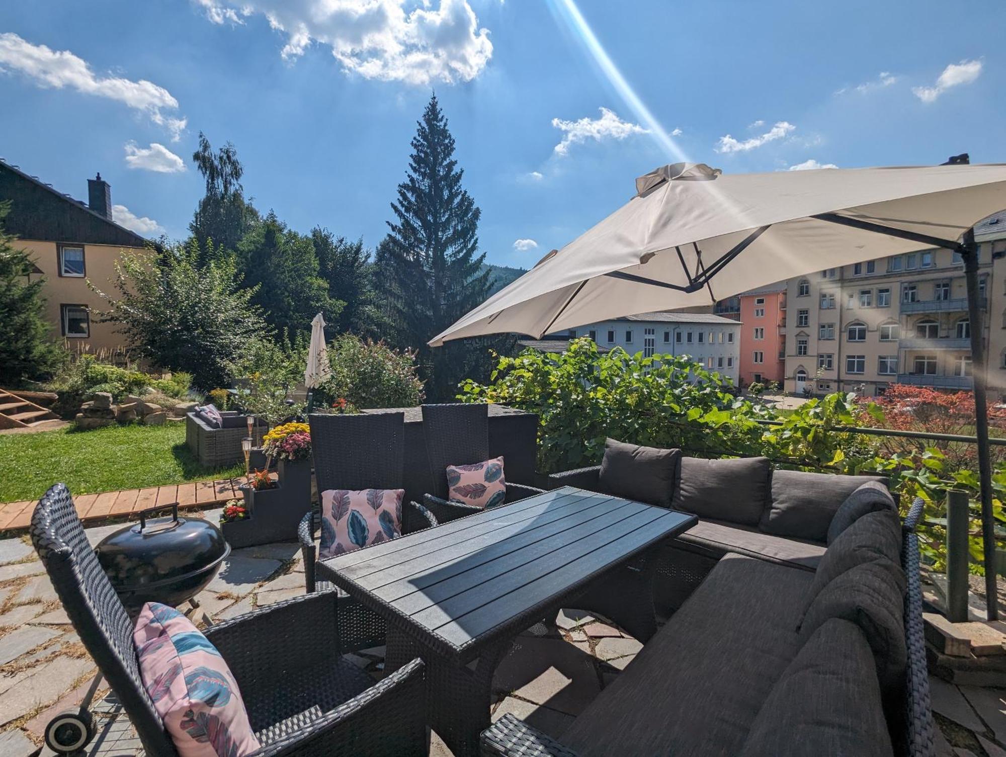 Appartamento Zi2 - Urlaubsmagie - Whirlpool, Sauna Und Garten Sebnitz Esterno foto