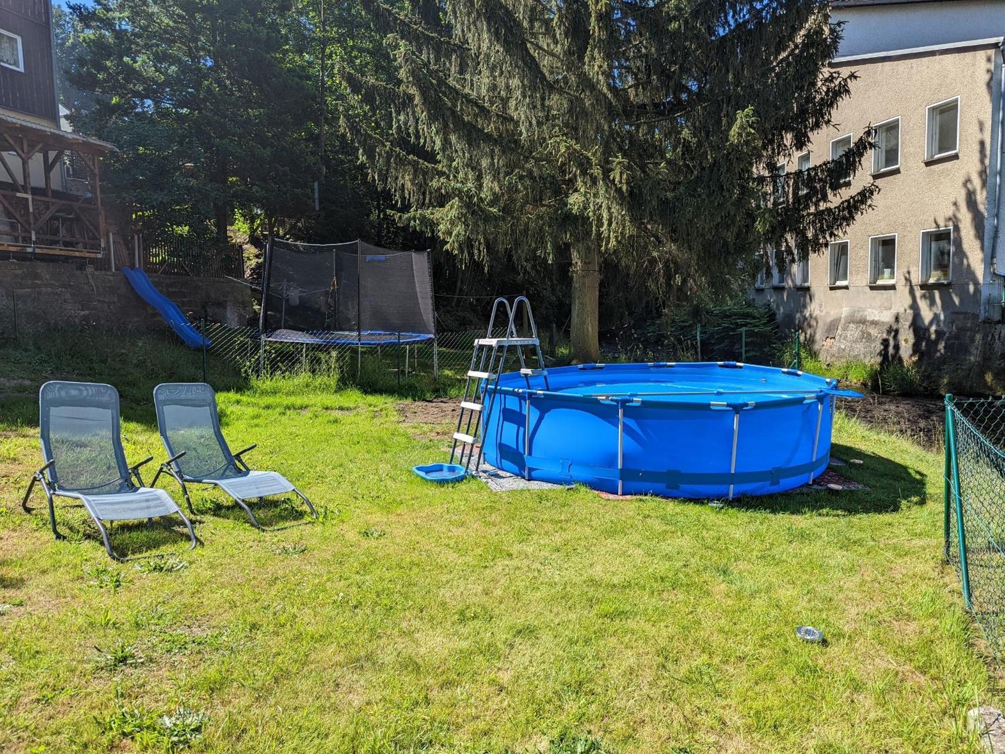 Appartamento Zi2 - Urlaubsmagie - Whirlpool, Sauna Und Garten Sebnitz Esterno foto