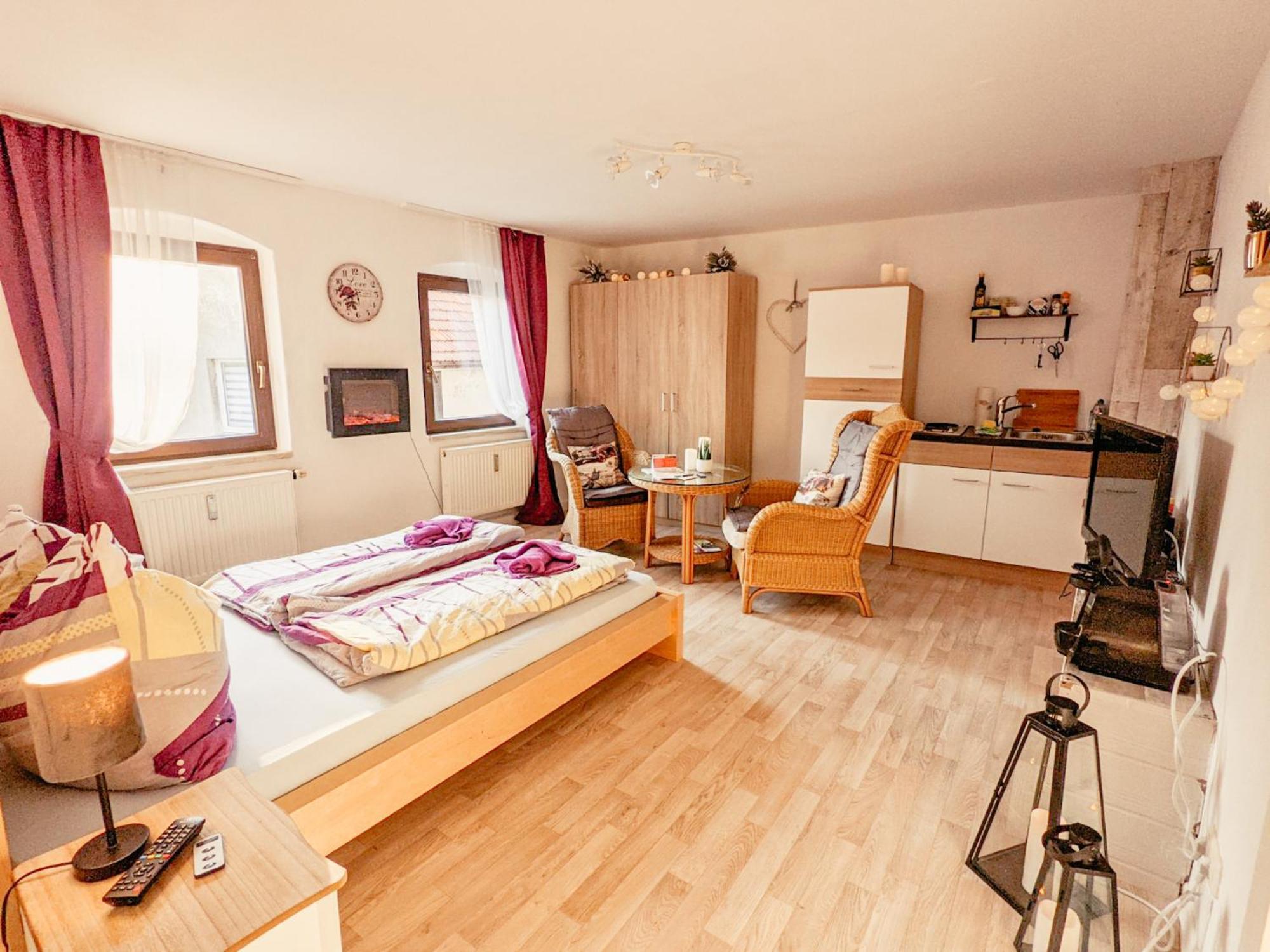 Appartamento Zi2 - Urlaubsmagie - Whirlpool, Sauna Und Garten Sebnitz Esterno foto